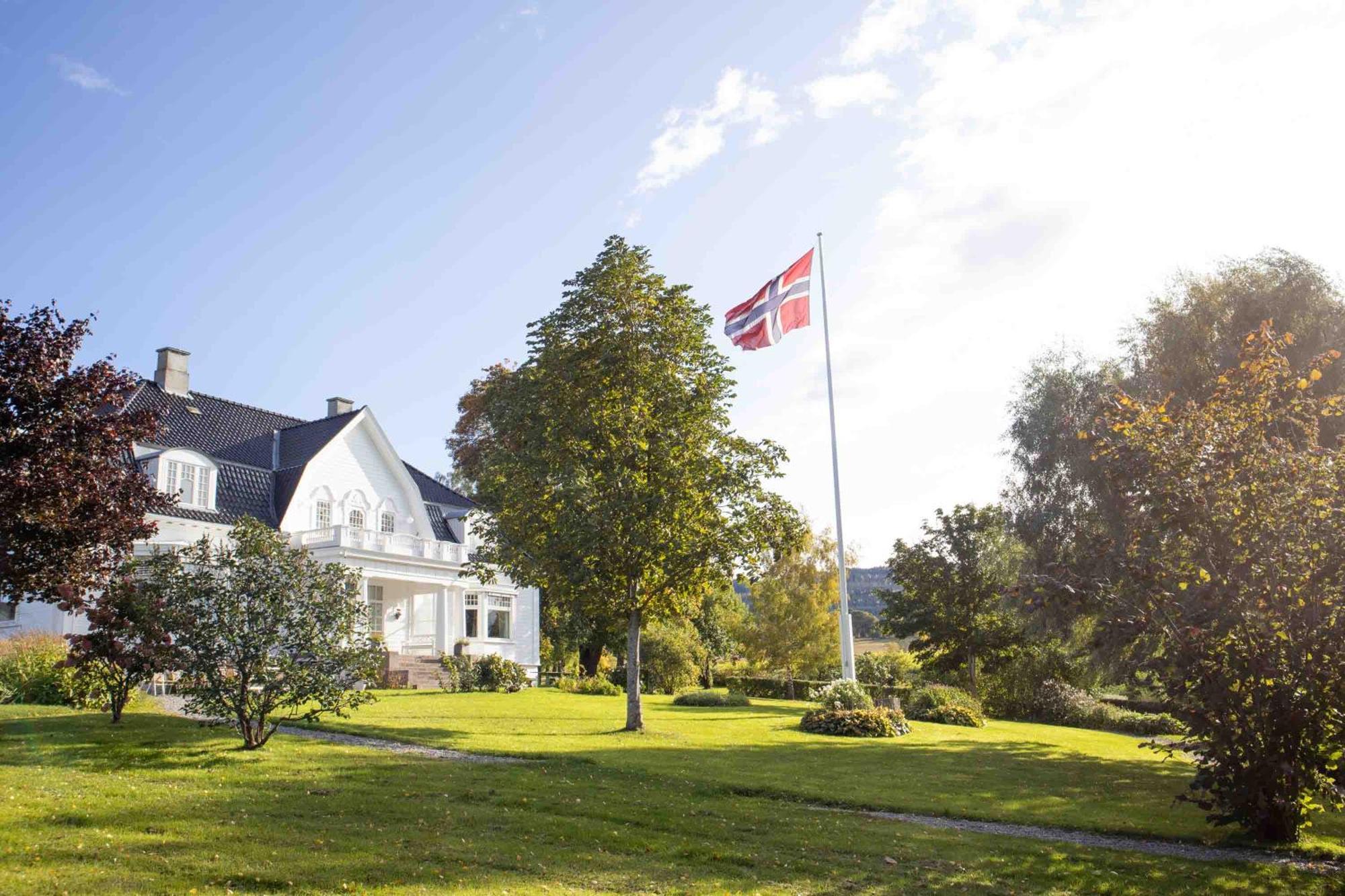 Thorbjørnrud Hotell Jevnaker Eksteriør billede